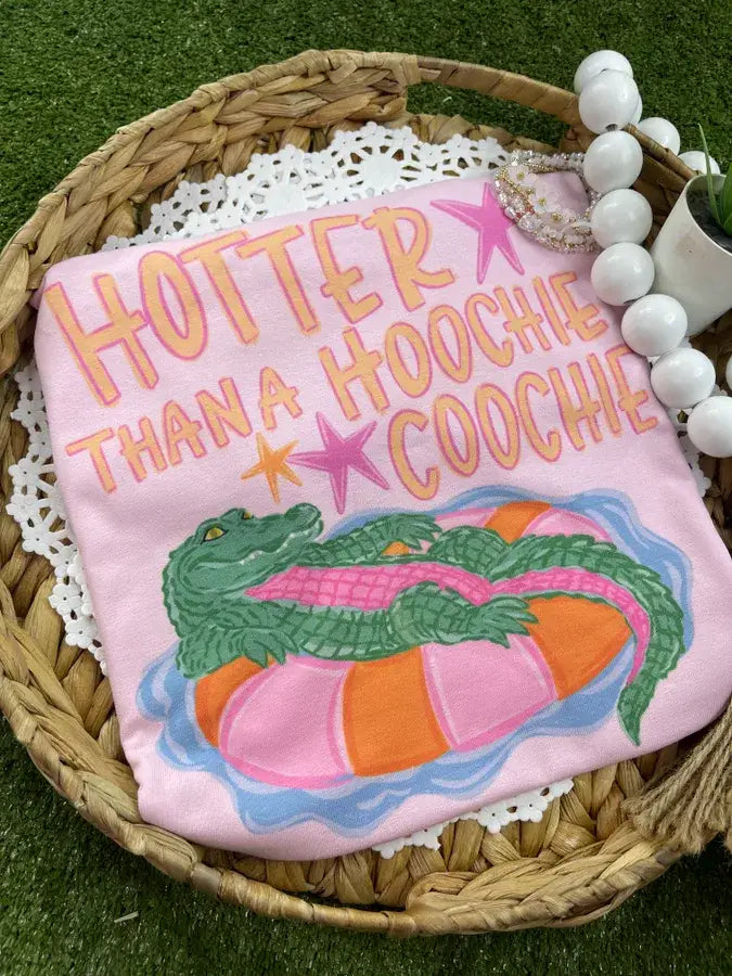 Hotter than a hoochie coochie (Gildan Tee)
