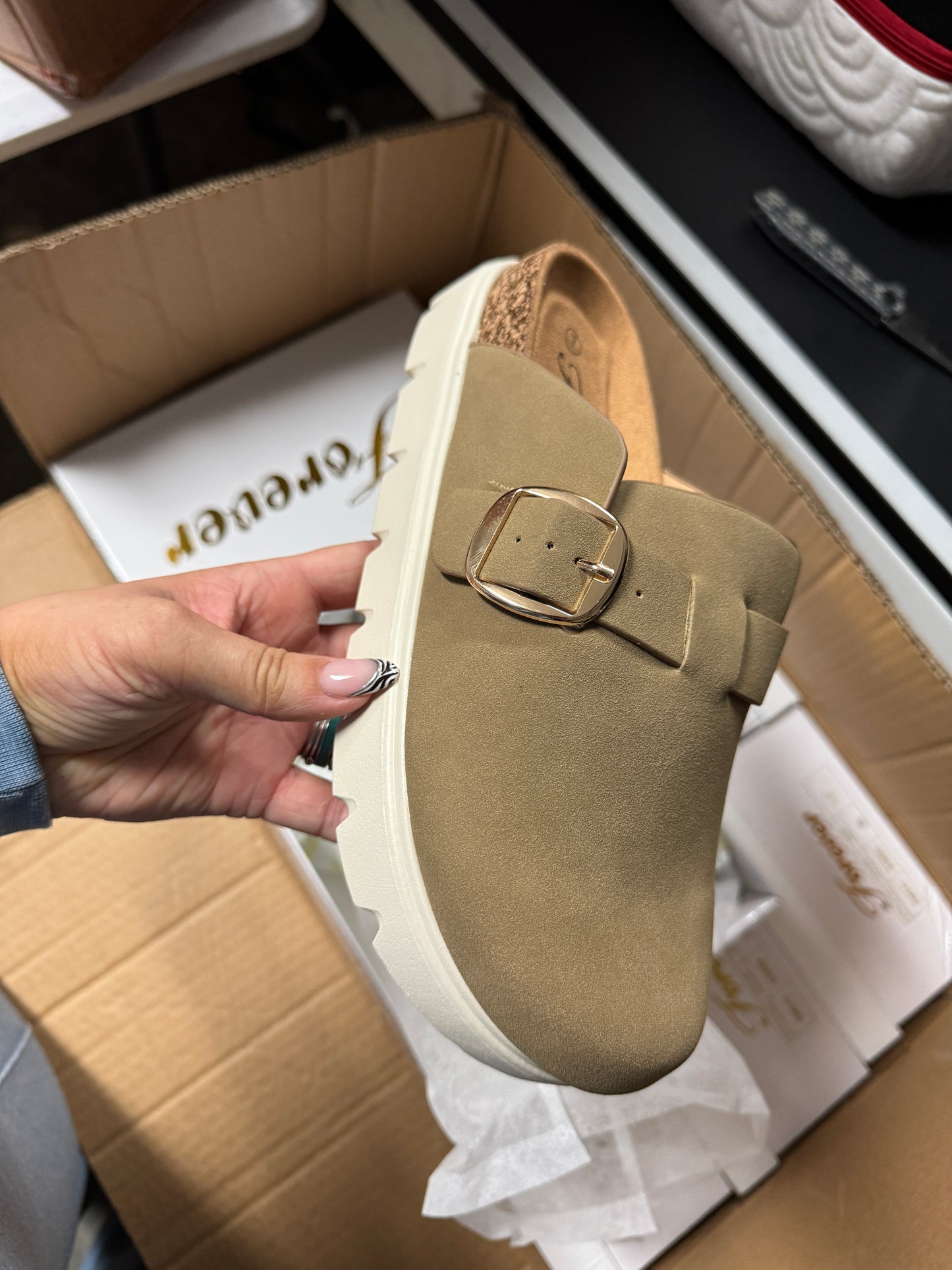 The Tori Platform Clog