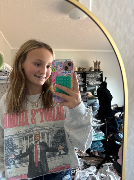 DOORBUSTER- DADDY’S HOME SWEATSHIRTS ( 2 COLORS )