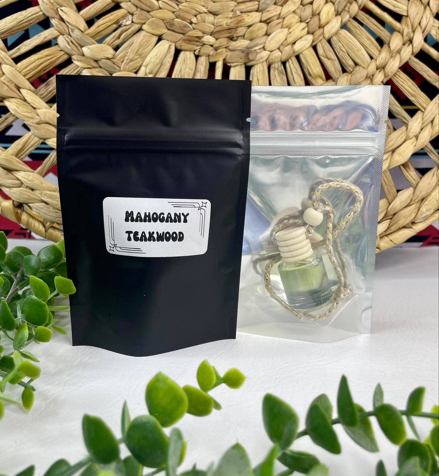 Mahogany Teakwood Car Scent Diffuser